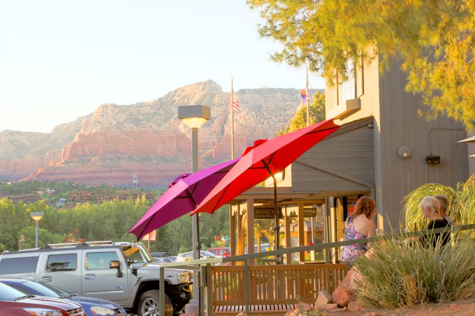 Mooney's Irish Pub slider